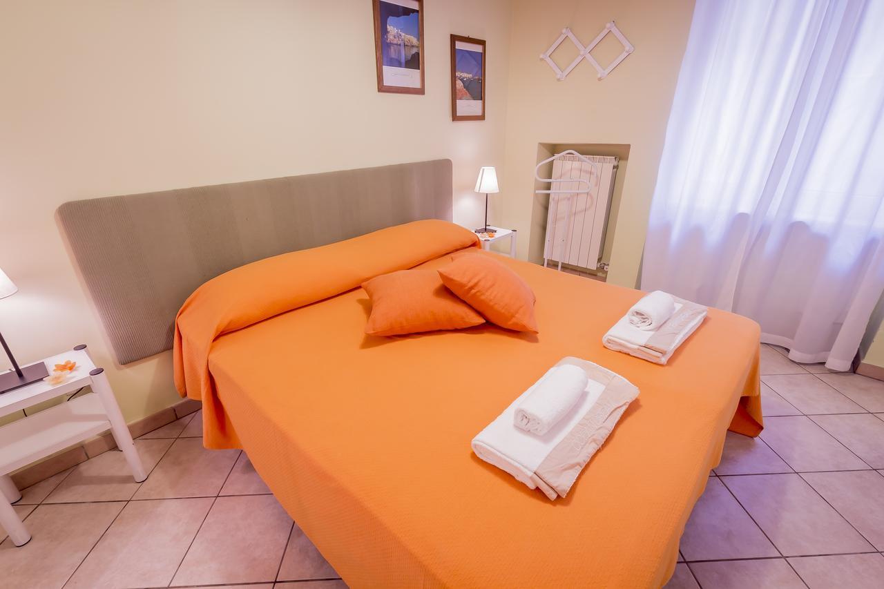 Mandarinoarancio Bed & Breakfast Alezio Dış mekan fotoğraf